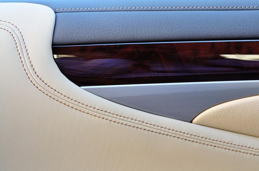  Lexus LS460 2013 года  (фото 22 из 111)